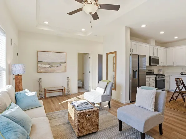 111 Corona Ln, Moss Beach, CA 94038