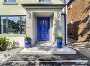 294 S Kingsway Way #2, Toronto, ON M6S3T9