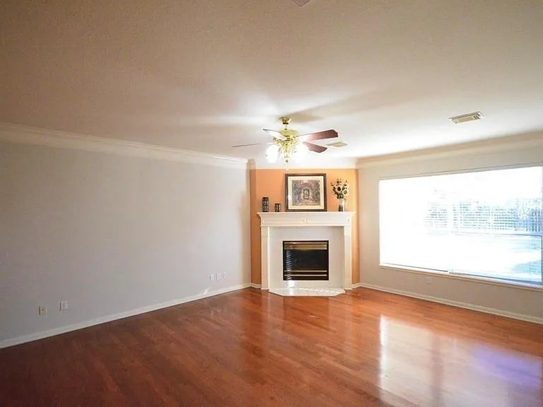 4319 Greystone Way — Photo 5