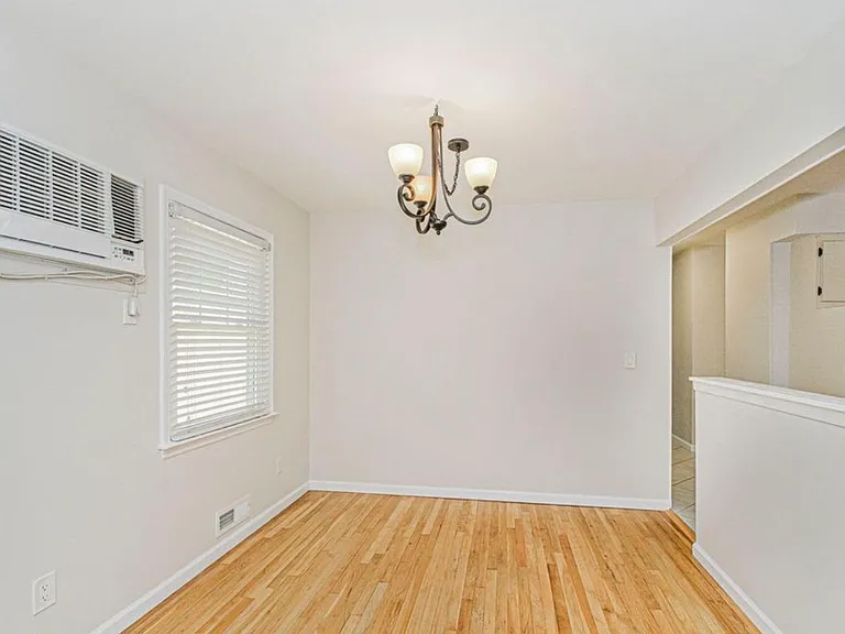 292 Chesterton Ave #1 — Photo 4