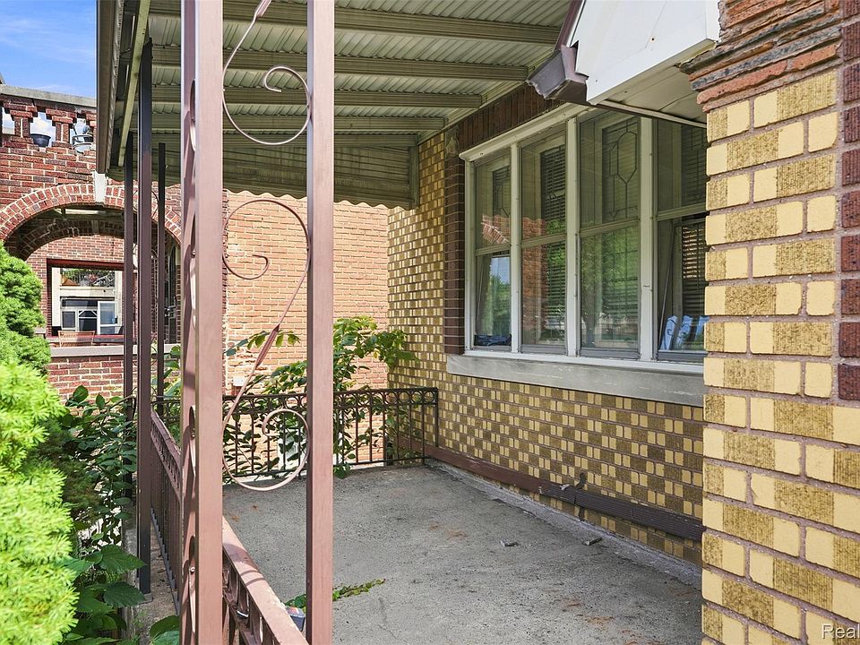 16554 Fairfield St, photo 4