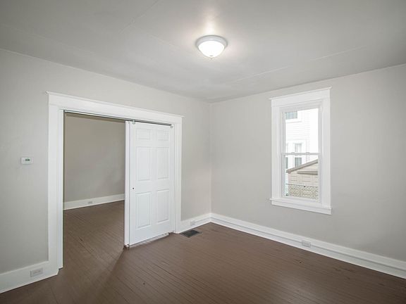 4th image of 116 N Bedford St Unit 1