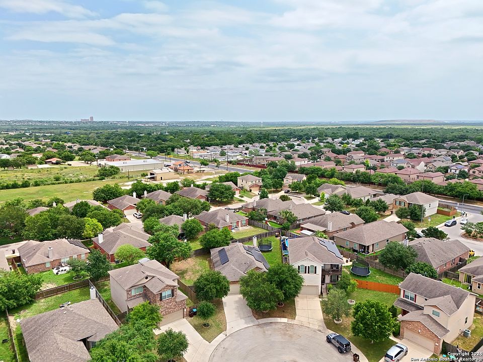 1st image of 4027 Pentas View