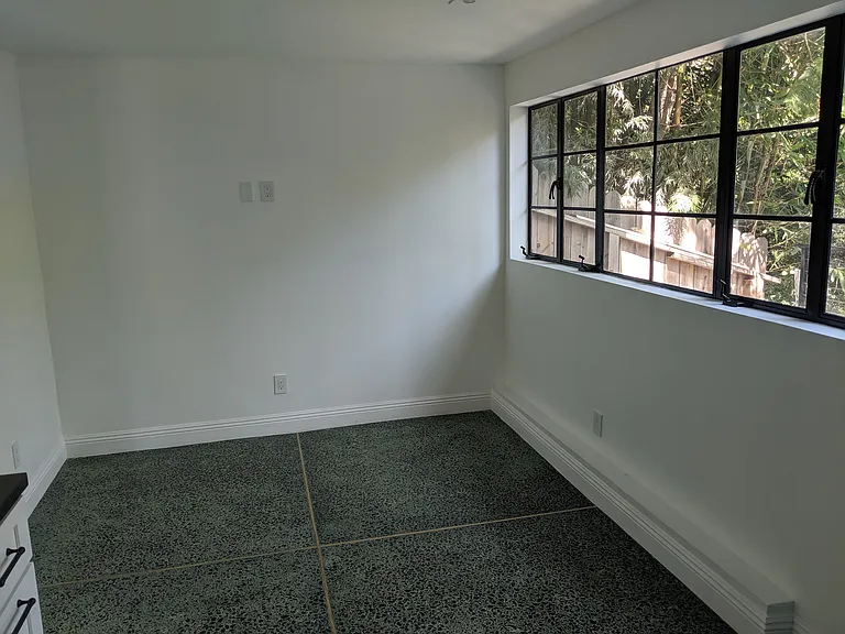 10413 Hebron Ln — Photo 10