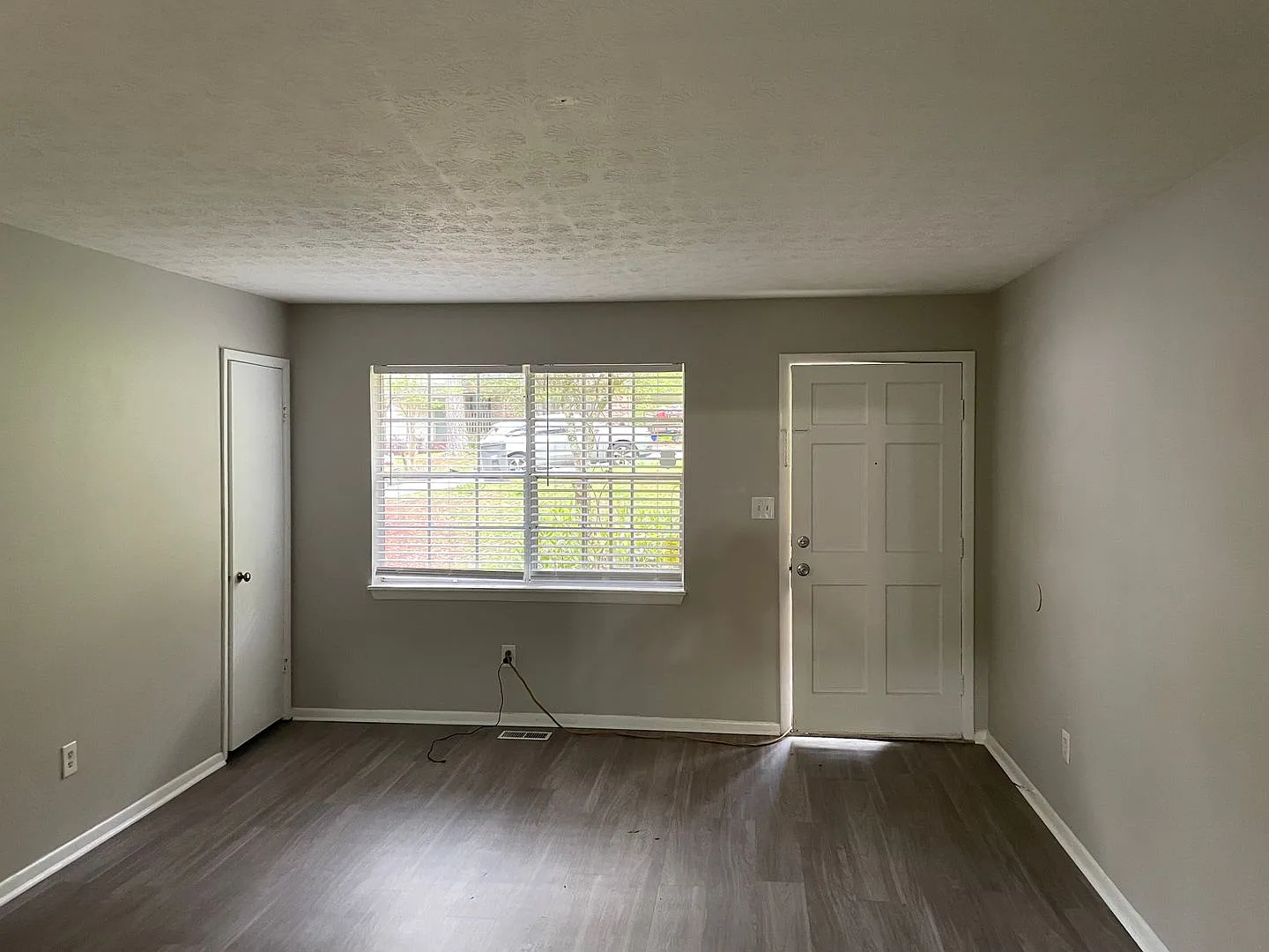 For Rent — Photo 3