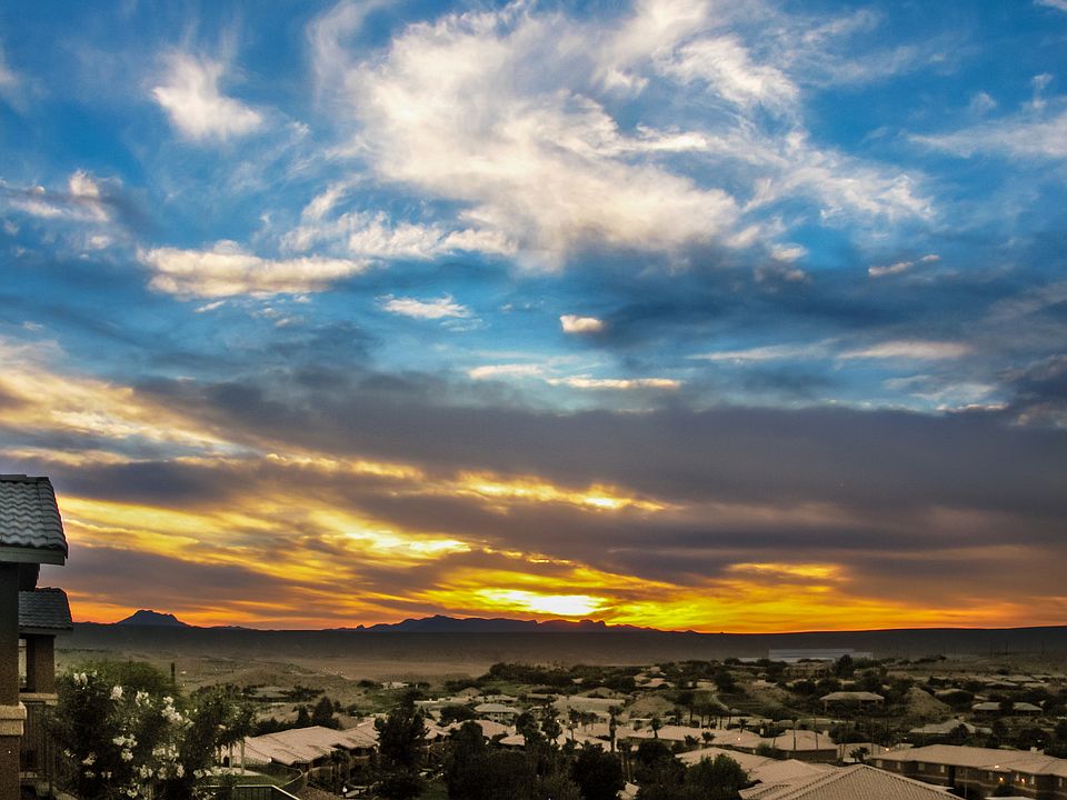 180 degree golf / mtn view