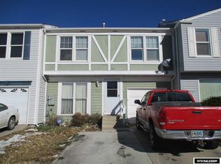 2027 Carter Ave, Rock Springs, WY 82901