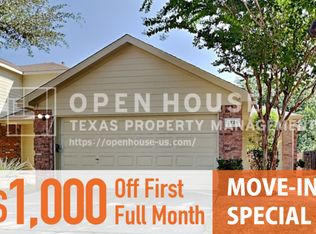 2729 Mountain Lion Dr, Fort Worth, TX 76244
