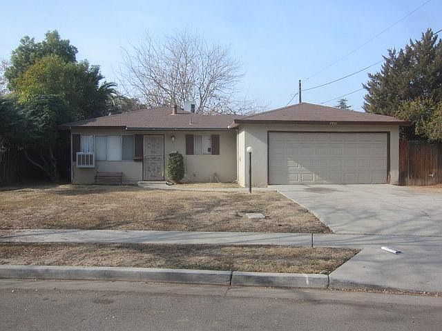 1st image of 4931 N Vagedes Ave #101