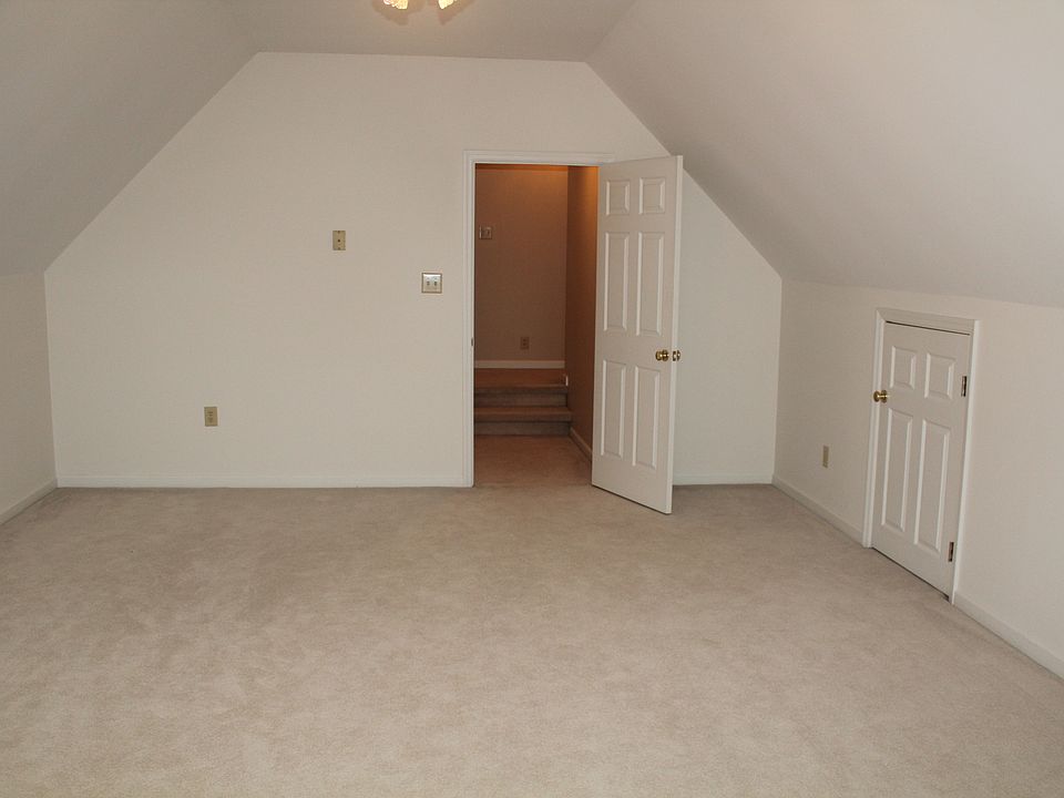 2nd image of 11618 Crystal Brook Ln