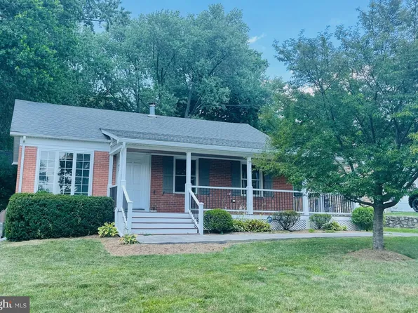 421 W H St, Purcellville, VA 20132