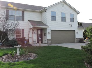 4020 Pebble Way, New Haven, IN 46774