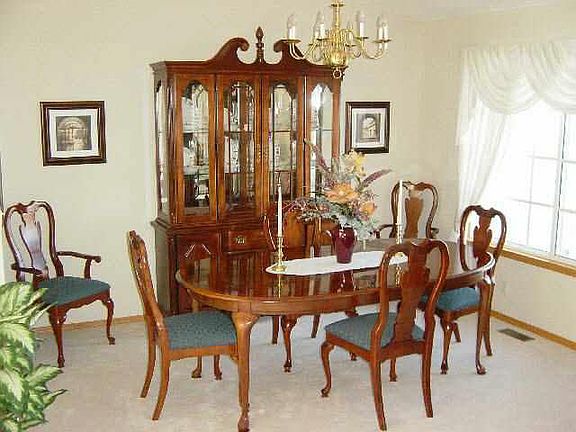 4th image of 312 Cypress Ct