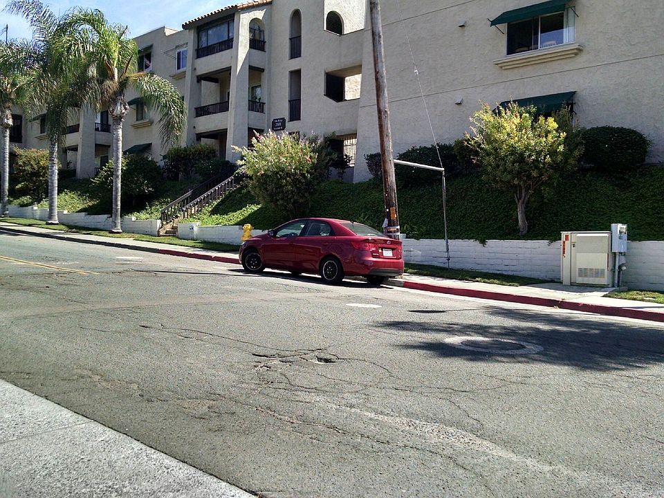1st image of 2510 Clairemont Dr Unit 303
