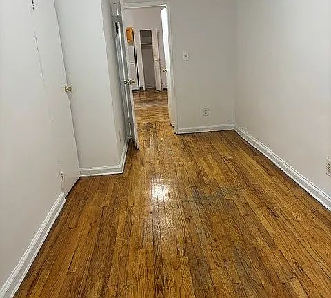 5th image of 203 W 91st St #C