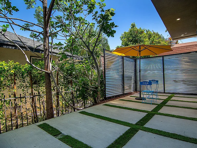 404 N La Fayette Park Pl — Photo 9