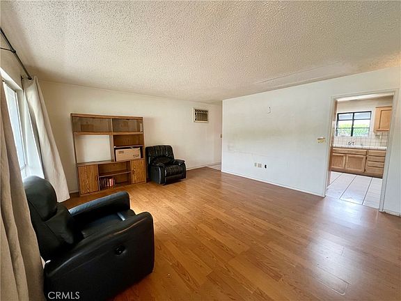 4th image of 29055 Bradley Rd