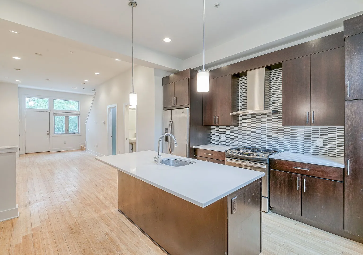 Northern Liberties Townhome with Parking — Photo 1