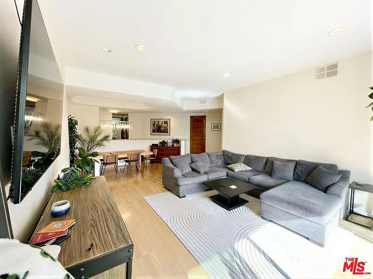 750 S Bundy Dr #203 — Photo 3