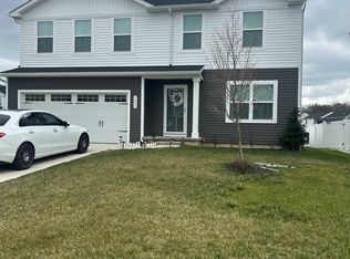 1033 Sandstone Ave, Akron, OH 44312