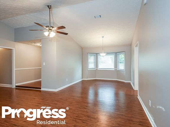 5th image of 4371 S Landing Dr