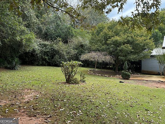 5th image of 345 Richard Way