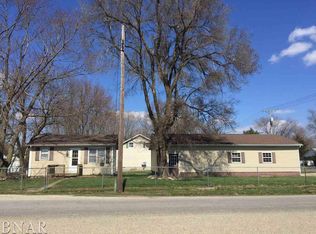 15191 1st St, Lane, IL 61750