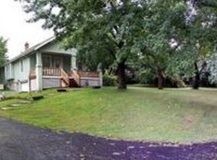 3511 Karnes Rd, Saint Joseph, MO 64506