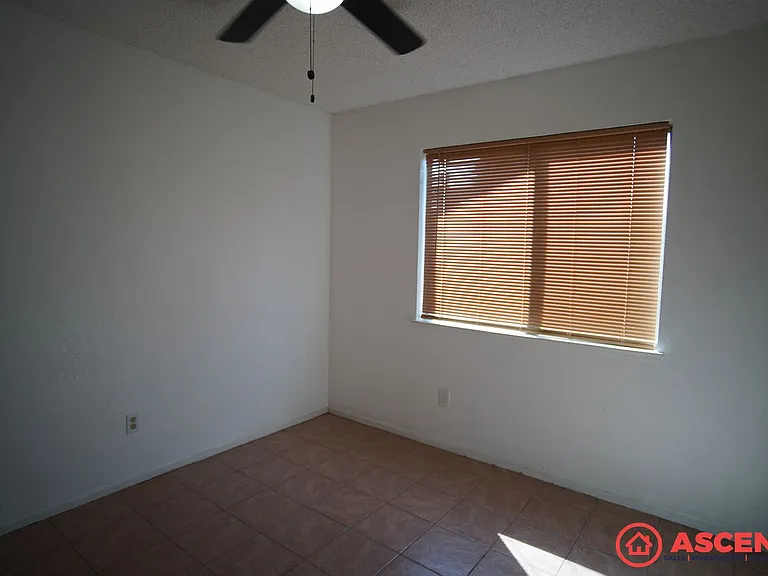 8012 Cold Spray Ct — Photo 11