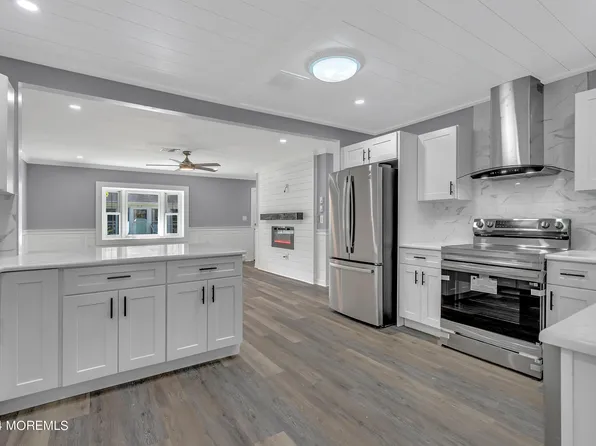 61E Buckingham Drive, Lakewood, NJ 08701