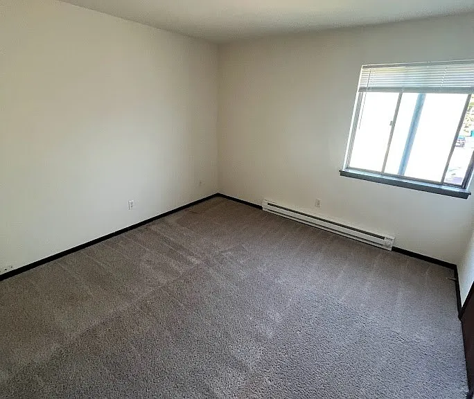 6590 Lake Rd — Photo 23
