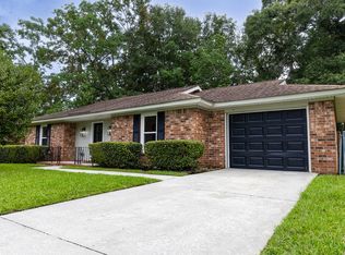 1207 Hampton Dr, Summerville, SC 29486