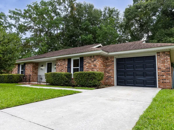 1207 Hampton Dr, Summerville, SC 29486