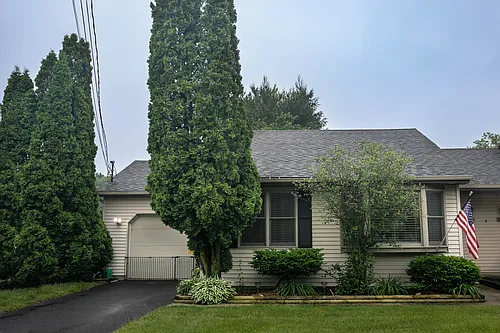1389 W Sterns Rd Photo 1