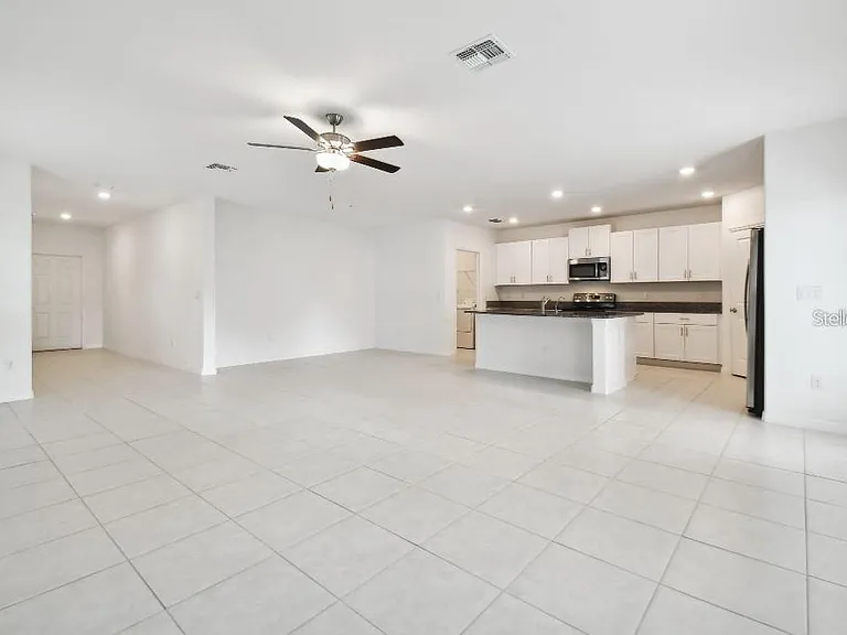 6335 Ten Acre Ct — Photo 4