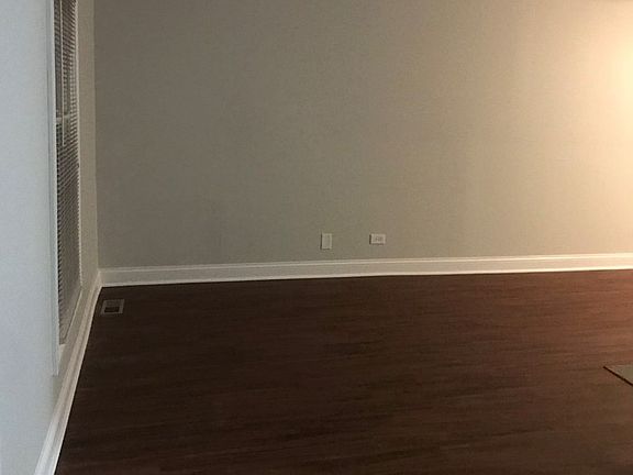 4th image of 917 Banbury Ct