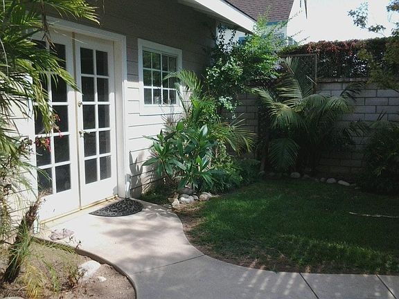 2nd image of 194 Mariposa Ave