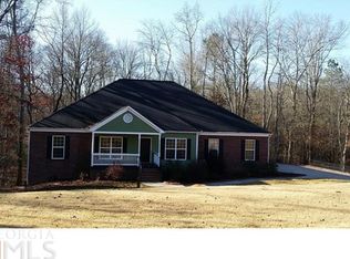 38 Golden Eagle Dr, Adairsville, GA 30103