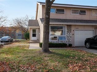 6549 W 49th St, Mission, KS 66202