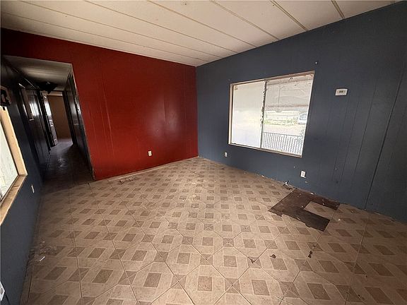 3rd image of 1851 Oliver Drive