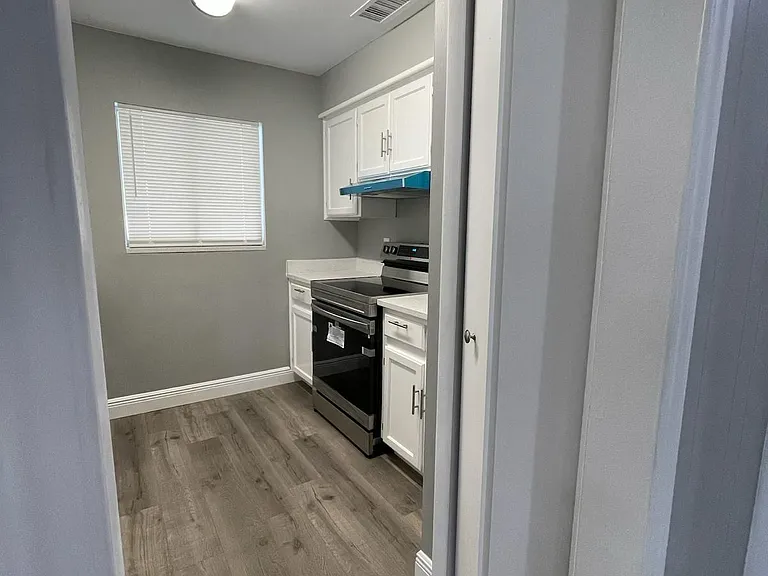 5417 Serene Ln #5417 — Photo 11