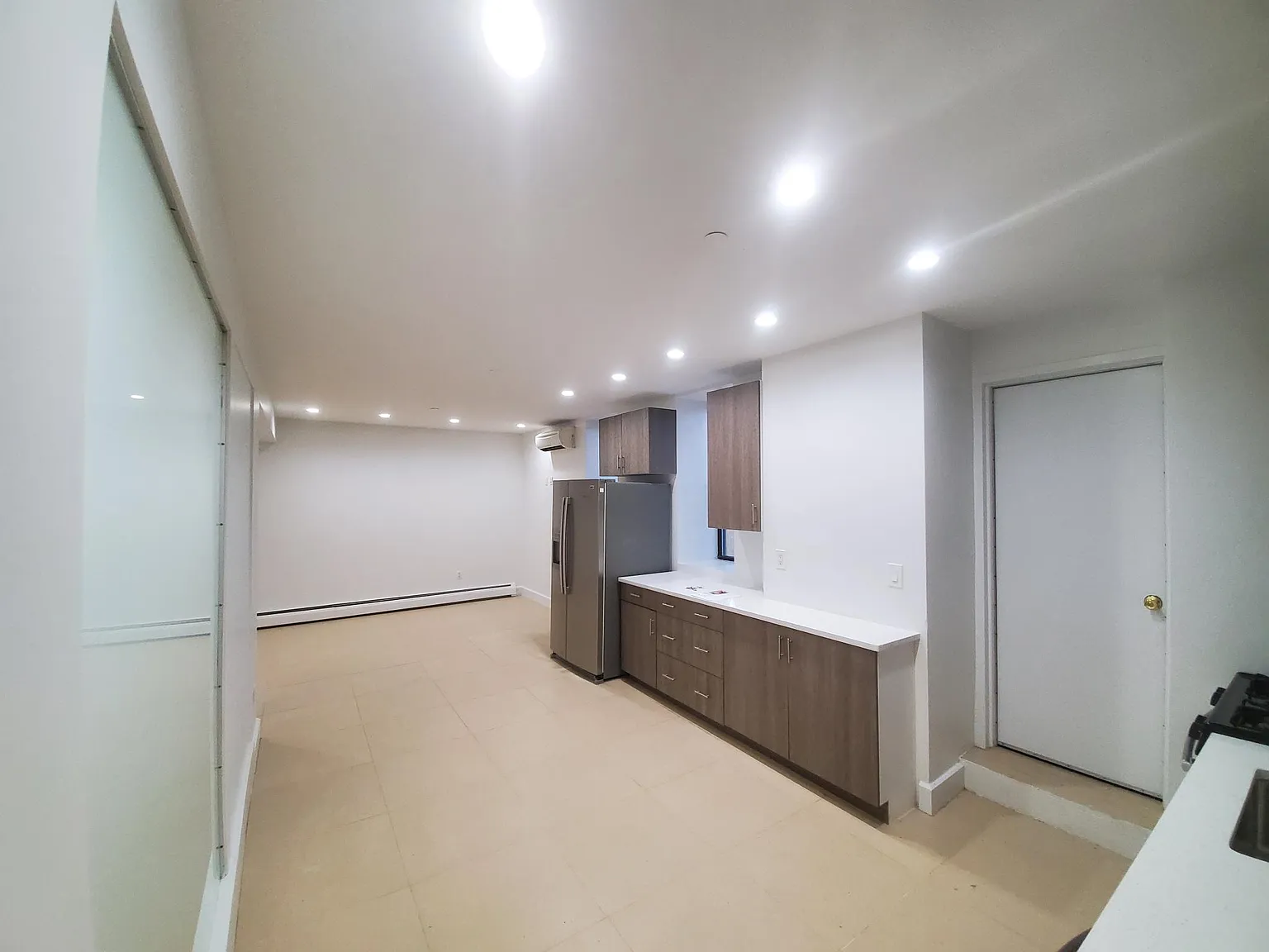 84 Waldo Ave — Photo 4