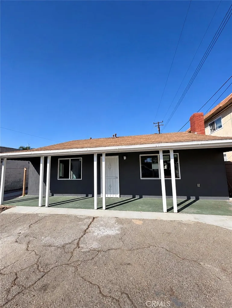 3 bed, 5539 sqft, $4,250 — Photo 1