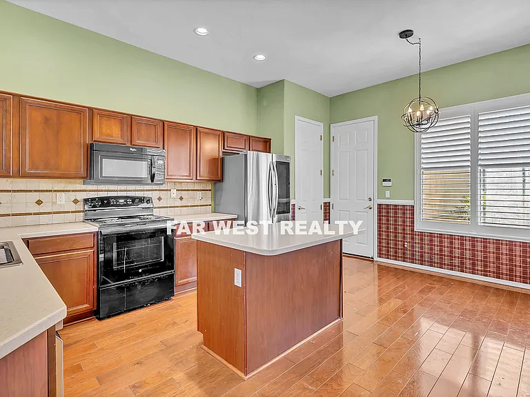 6728 E Voltaire Dr — Photo 7