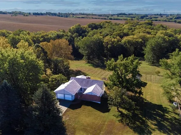 24495 Hardesty Ln, Weston, MO 64098