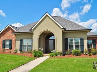 223 Webre Dr, Thibodaux, LA 70301