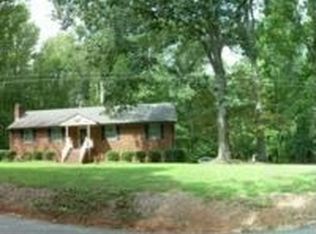 7000 Conifer Rd, North Chesterfield, VA 23237