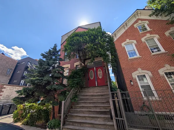 916 N Noble St, Chicago, IL