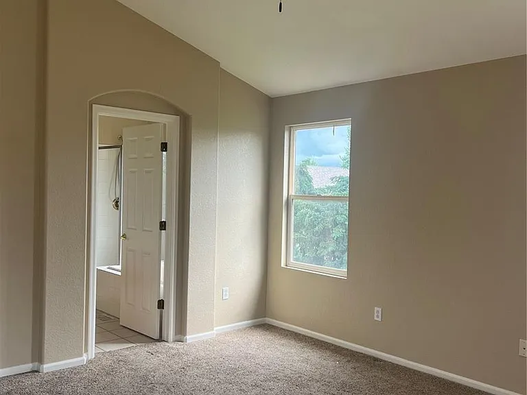 5353 Rhyolite Way — Photo 18