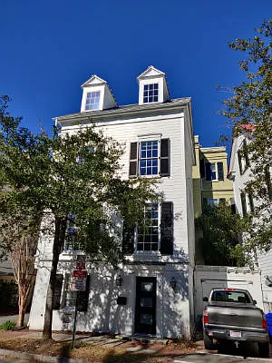 4 Marion St — Photo 16